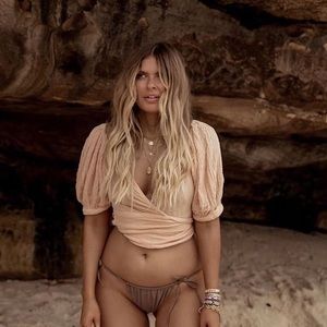 Jen’s Pirate Booty gauze wrap crop top